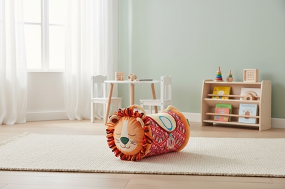 Rolo Atividades Leão Ludi — Lifestyle tapete quarto